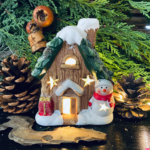 Decorațiune ceramica 16 cm - Căsuța cu om de zăpadă