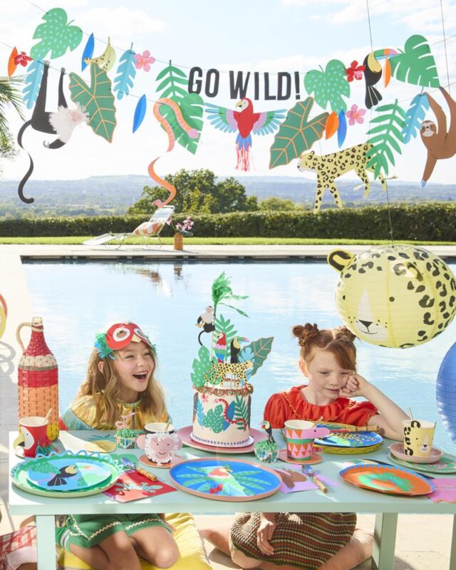 Petrecere tematica Tropicala - PartyBalloons.ro