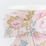 Pahare premium Pink Chintz Bow – eleganță florală și detalii feminine pentru petreceri sofisticate - imagine 3